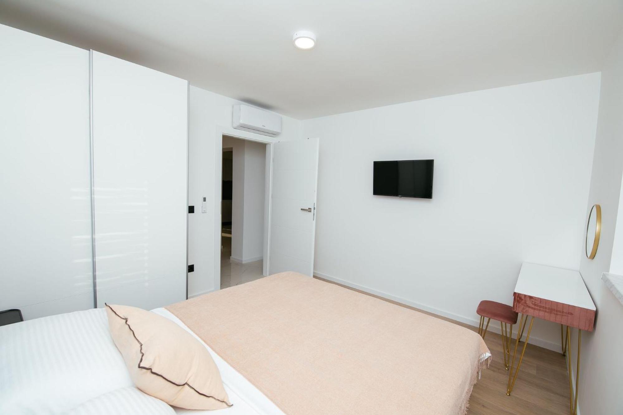 Didixi Apartments Pakoštane Exterior foto